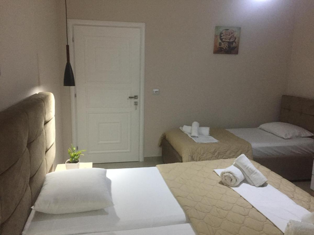 Guest'S Apartament Поградец Екстериор снимка