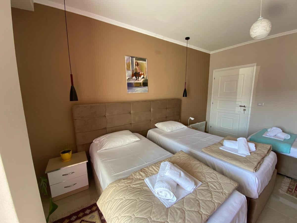 Guest'S Apartament Поградец Екстериор снимка