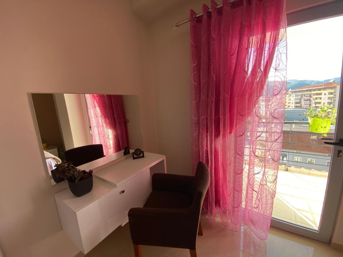 Guest'S Apartament Поградец Екстериор снимка