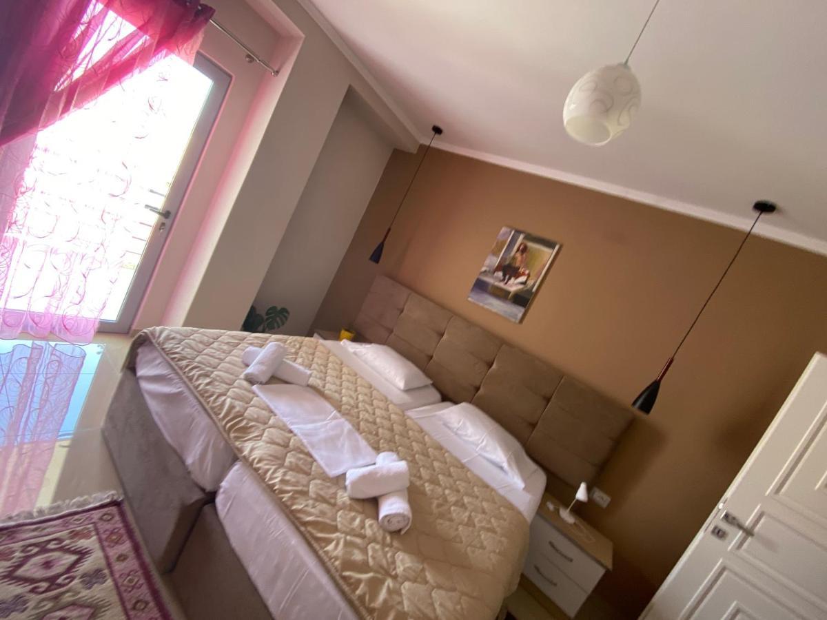 Guest'S Apartament Поградец Екстериор снимка
