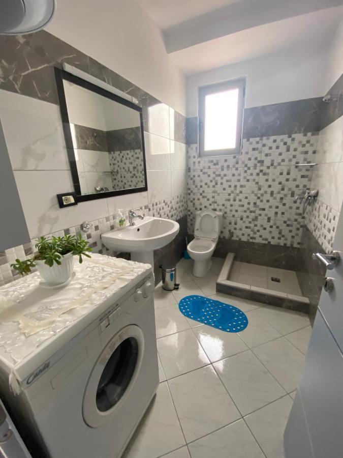 Guest'S Apartament Поградец Екстериор снимка