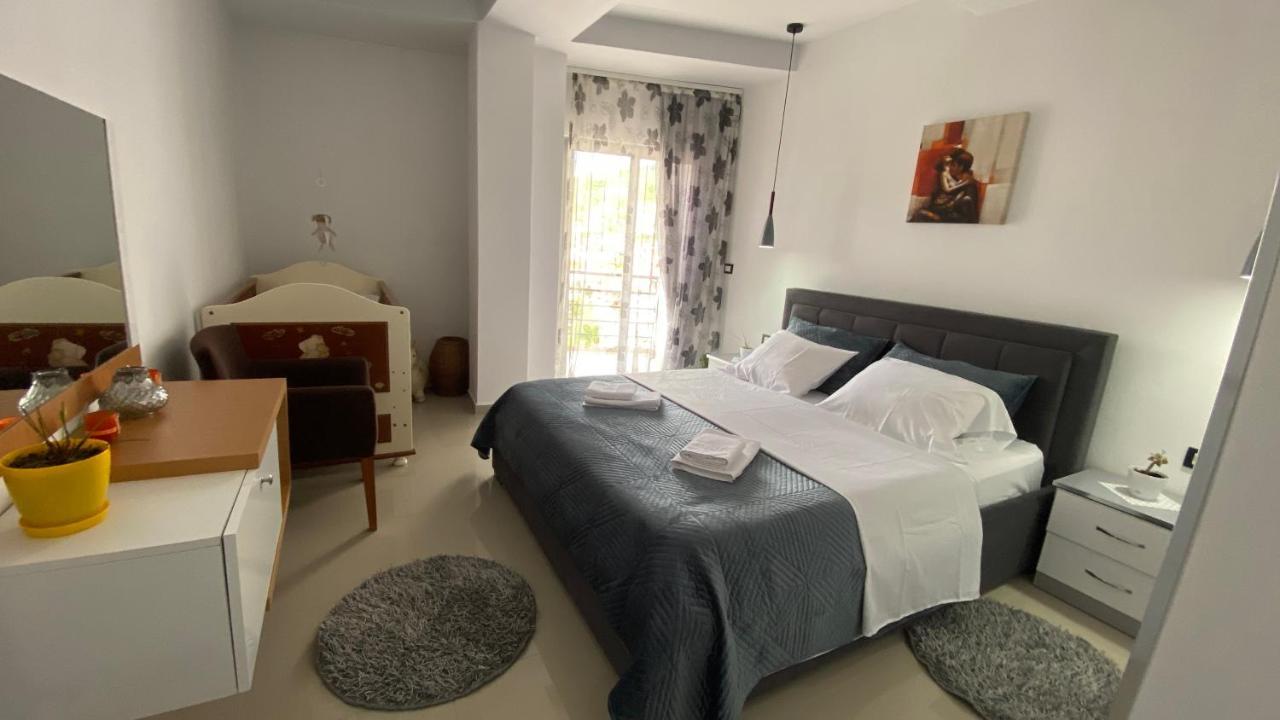 Guest'S Apartament Поградец Екстериор снимка