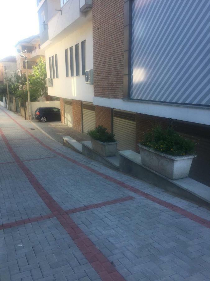 Guest'S Apartament Поградец Екстериор снимка